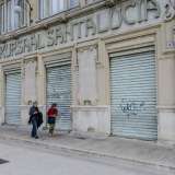 L'ex cinema-teatro Kursaal Santalucia su largo Adua, costruito nel 1927 da Orazio Santalucia. E' chiuso dal 2011